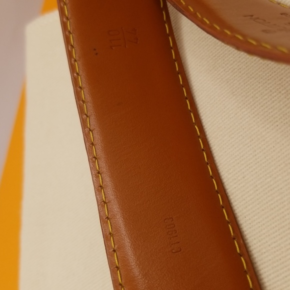 Authentic🧡 Louis Vuitton Epi Belt W/ LV BOX  💛Size : 110/ 44" US Size: 10-12 - Picture 7 of 10